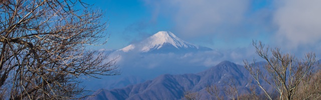 丹沢山より富士山を仰ぐ