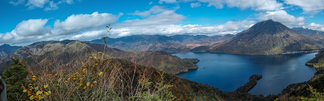 男体山と中禅寺湖の展望＠半月山展望台
