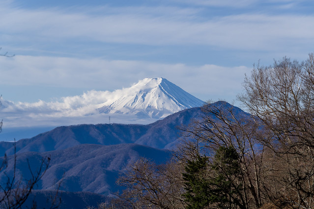 七ツ石小屋手前から眺める富士山