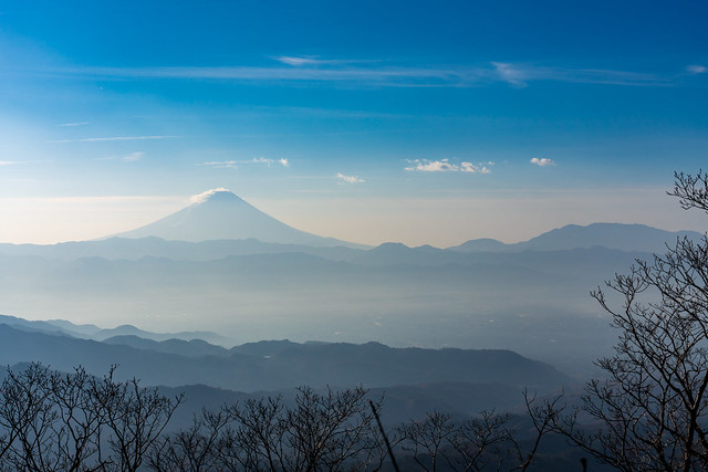 霞む富士山、毛無山