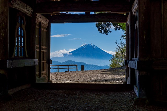 随身門からの富士山