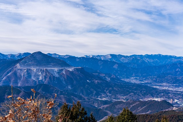 武甲山と奥秩父の山々＠丸山展望台