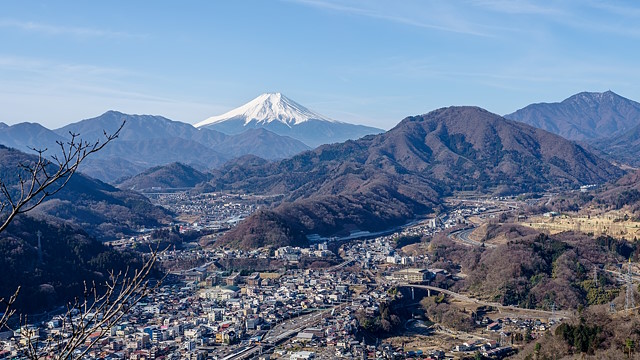 富士山と大月市街の展望＠岩殿山・南物見台
