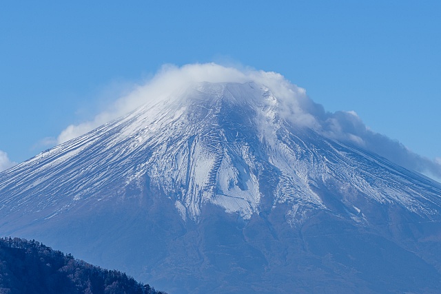 暴風の富士山を仰ぐ＠赤岩