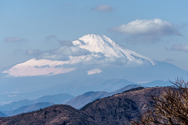 丹沢大山より富士山を仰ぐ